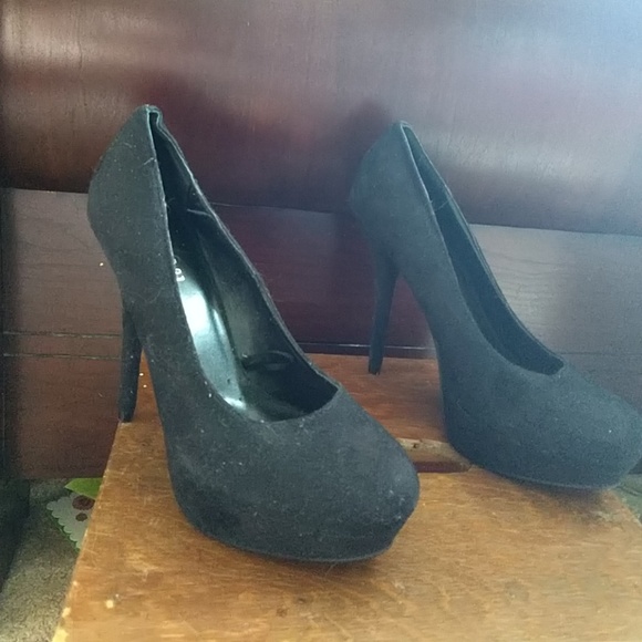 Forever 21 Heels FINAL WEEK - Picture 2 of 3